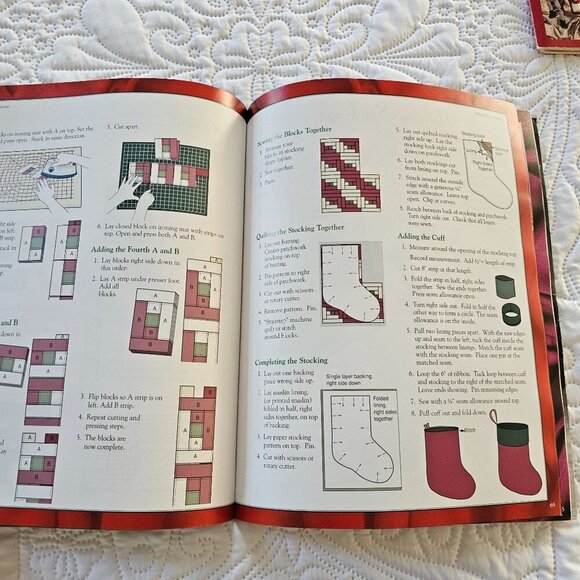 Set Of Vintage Christmas Quilt & Craft Books By Eleanor Burns & Nancy J. Martin - Picture 5 of 14